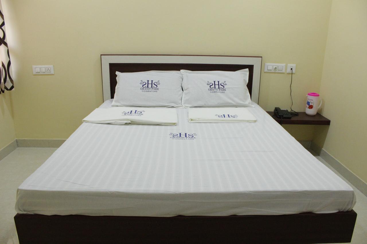 Shs Grand Park Hotel Kojambuttúr Kültér fotó