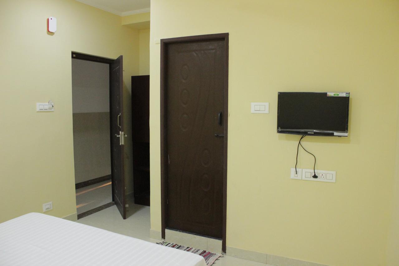 Shs Grand Park Hotel Kojambuttúr Kültér fotó